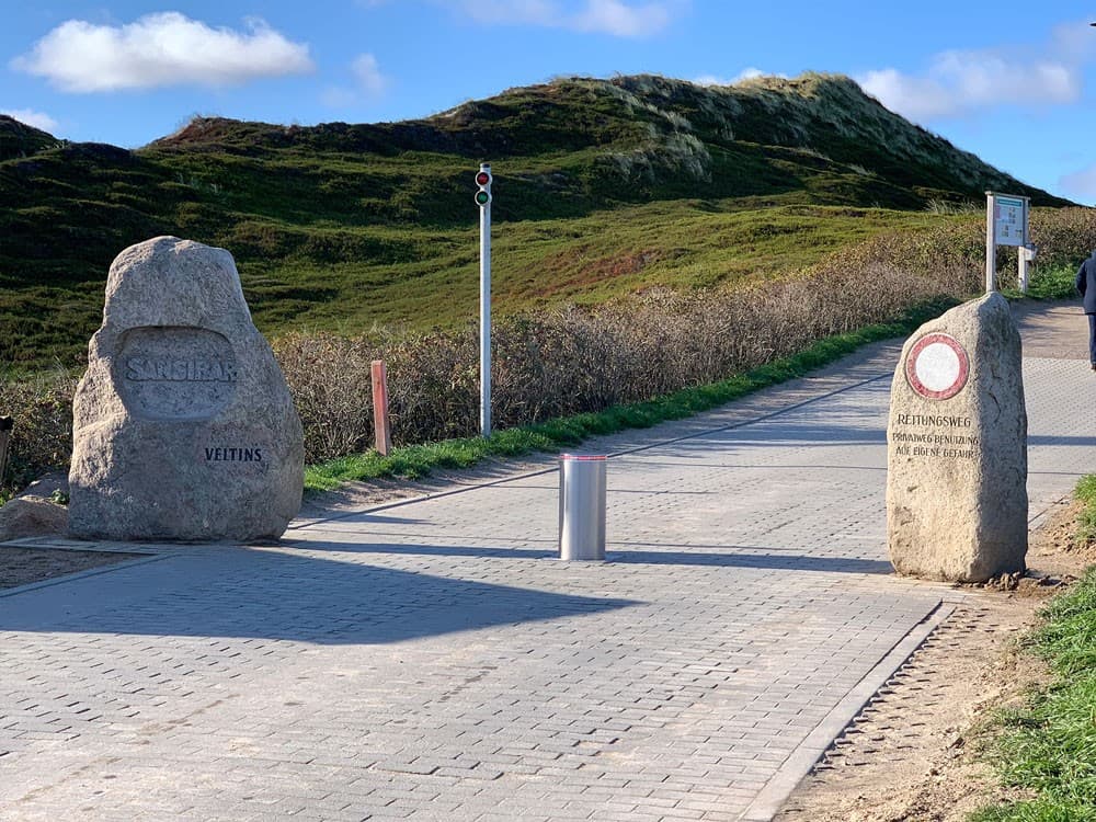 Wenn ein Poller Wind und Wetter trotzen muss