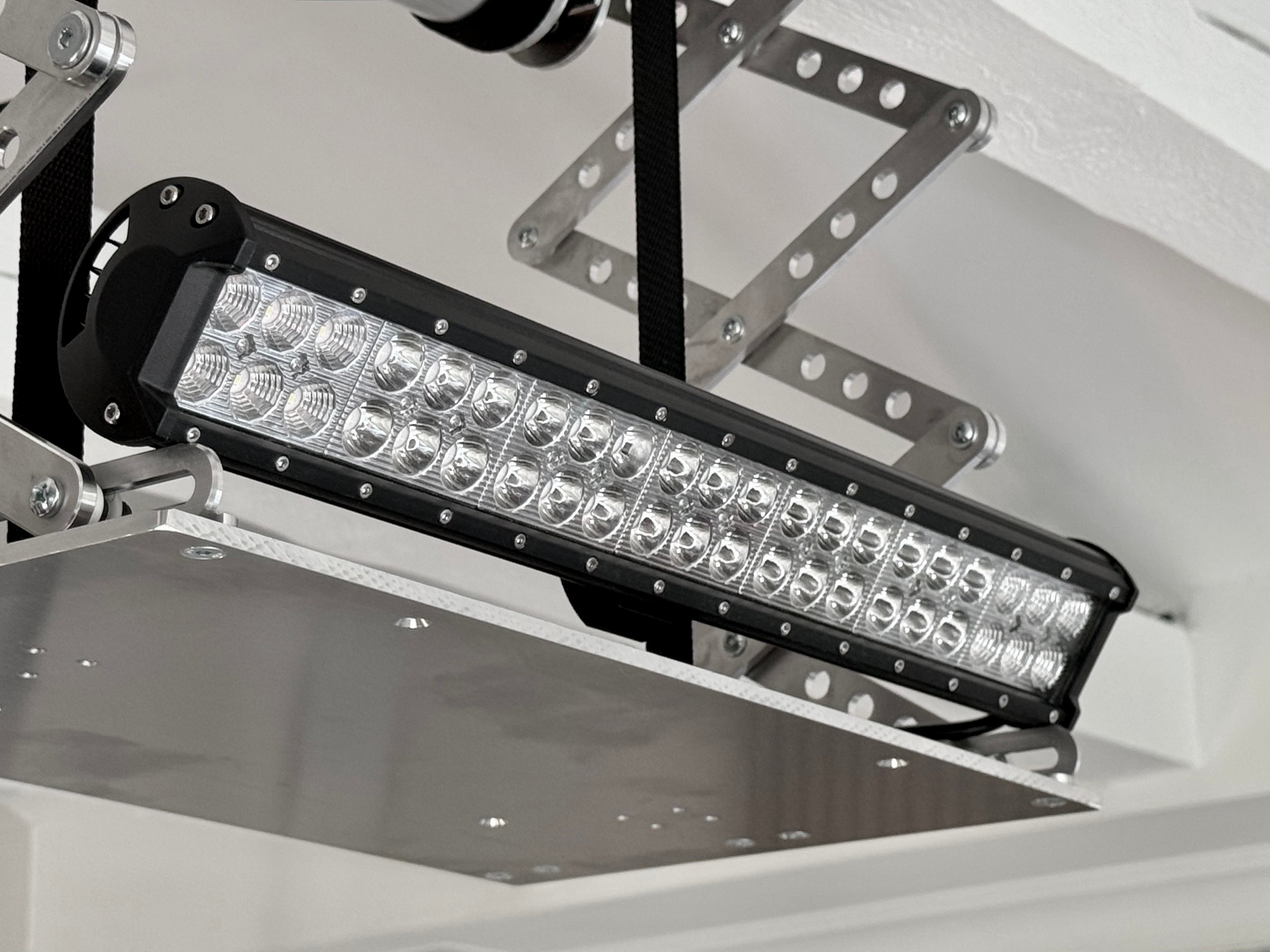 Beamer lift ceiling lift projector lift "JUMBO 60 x 50 series" X-Lift